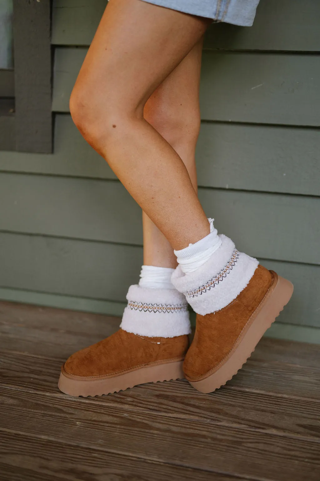 Hiraya Boot- Chestnut