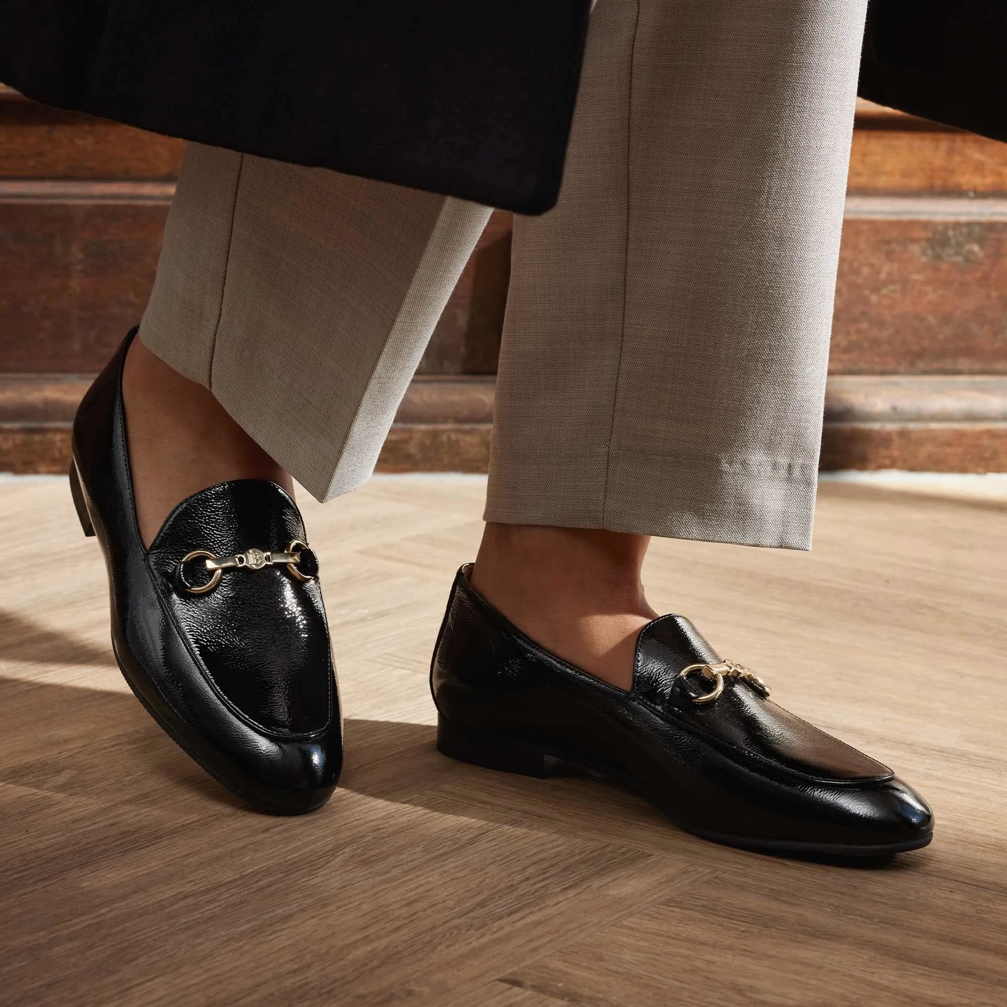 Vendôme Fleur black calfskin patent leather loafers