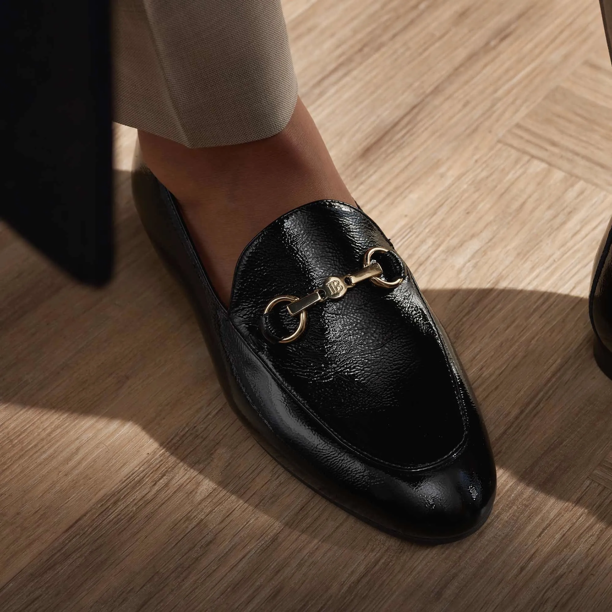 Vendôme Fleur black calfskin patent leather loafers